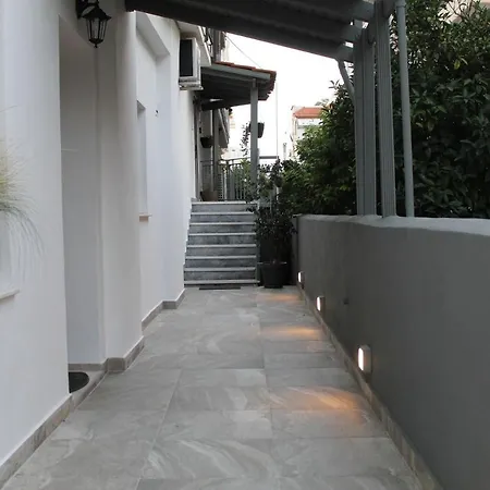 בית נופש Luxe House In Glyfada With Near Metro Station C8 אתונה